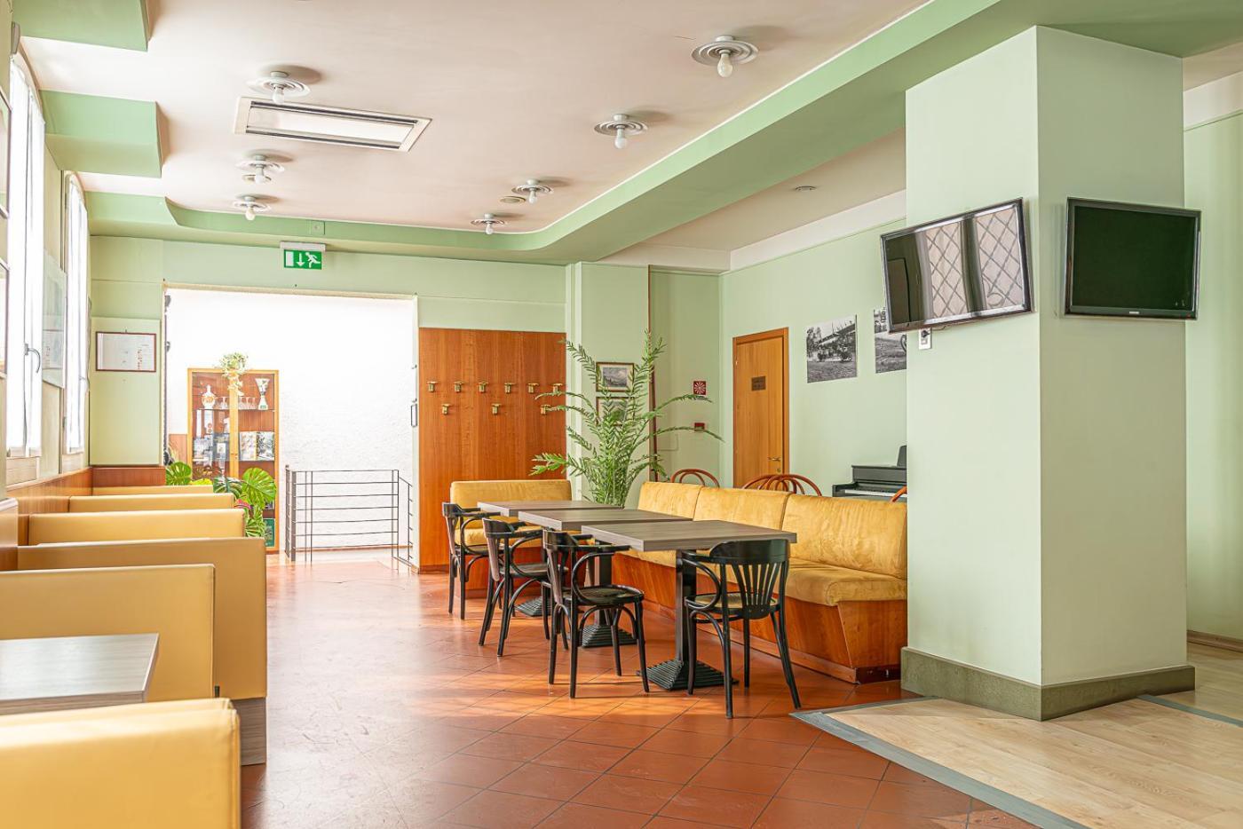 Hotel Zio Имола Екстериор снимка