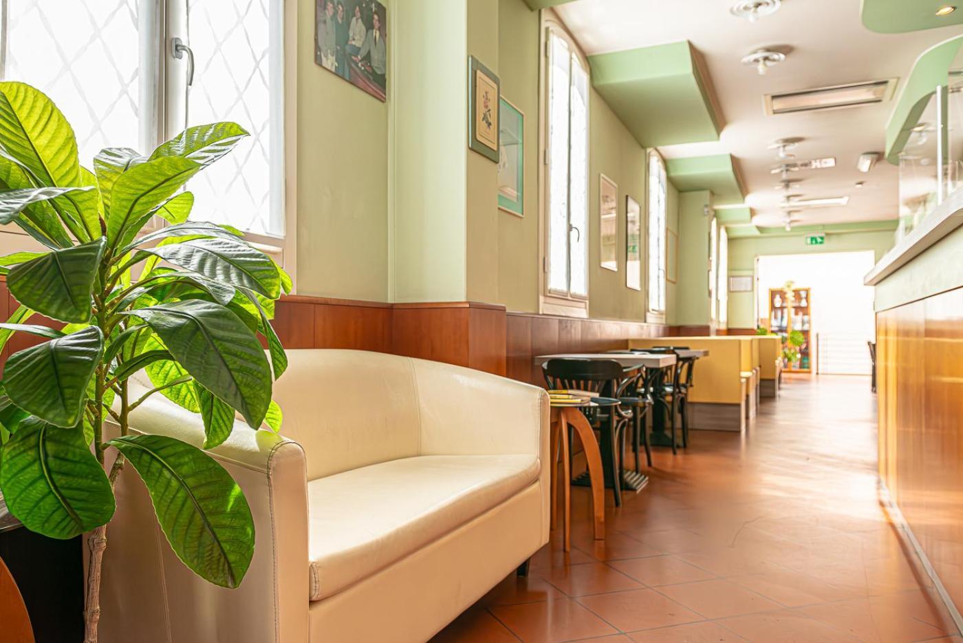 Hotel Zio Имола Екстериор снимка